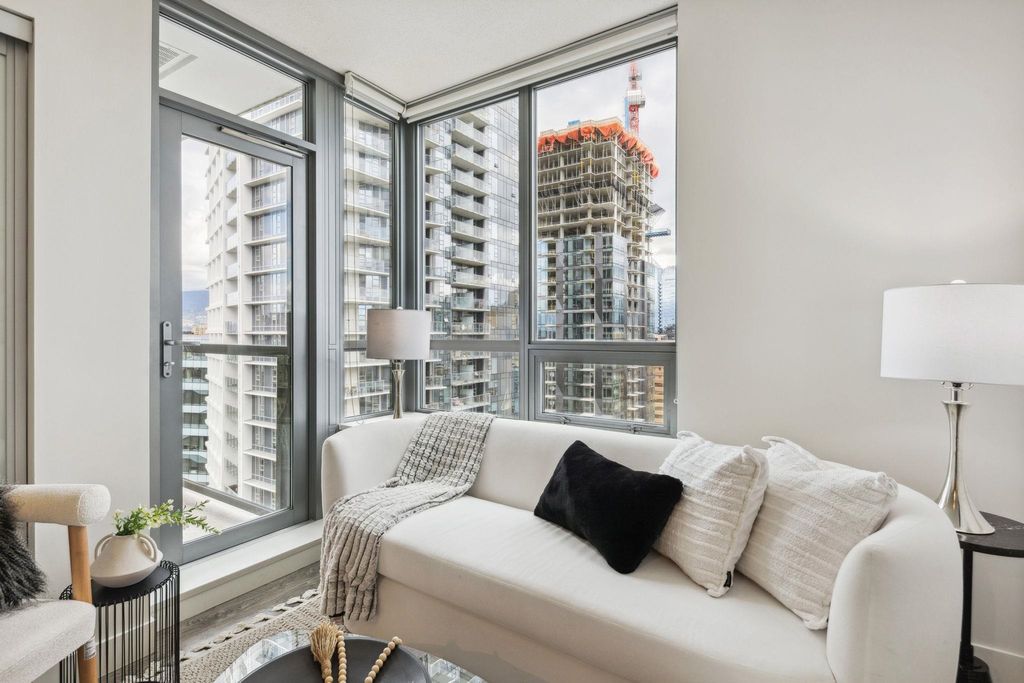 listing image 1105117615999055470
