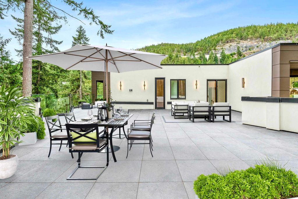 listing image 1102207760003829923