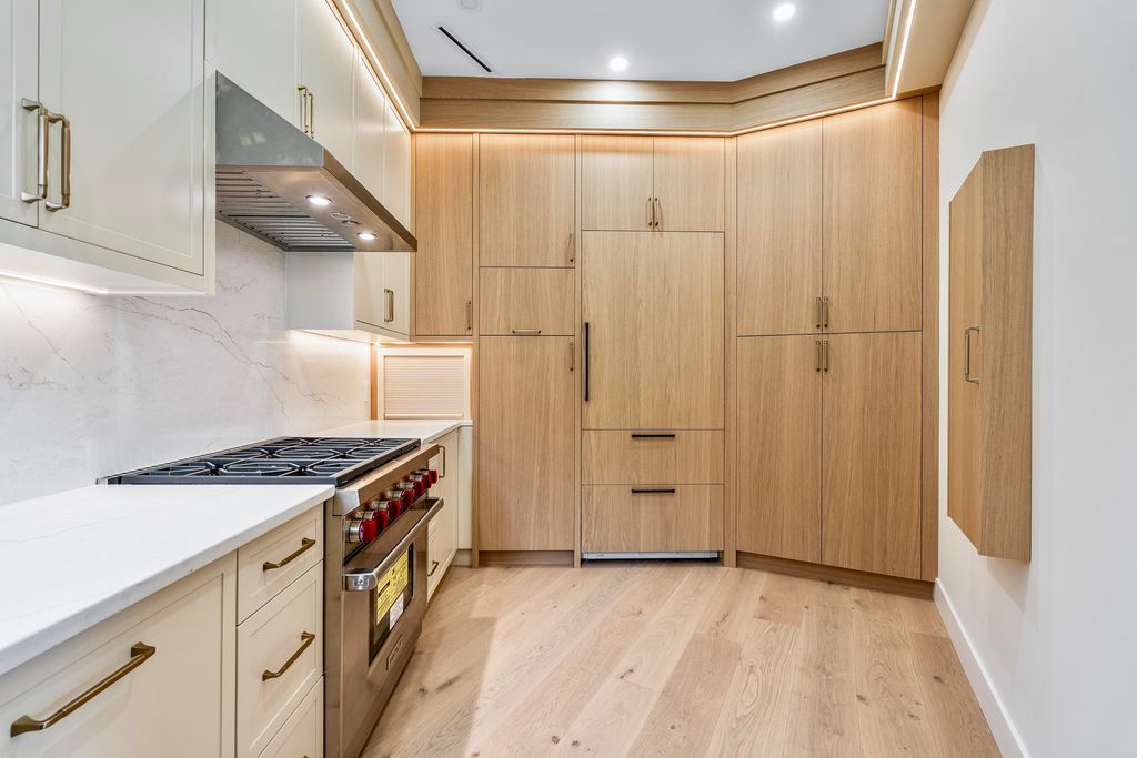 listing image 1104960481579220462