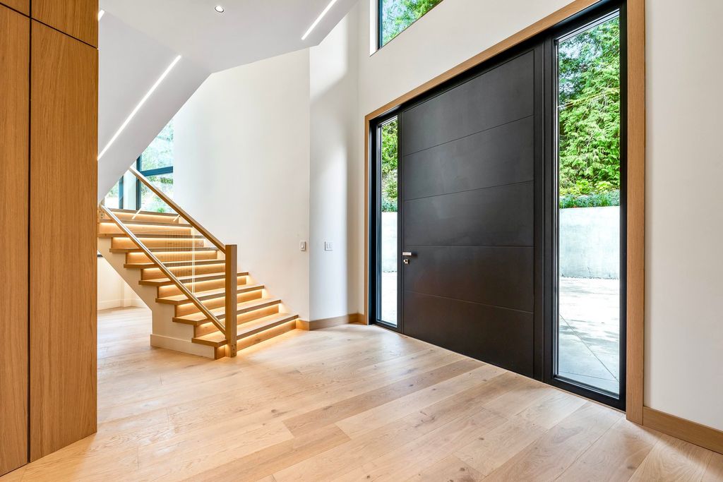 listing image 1103796031807346491