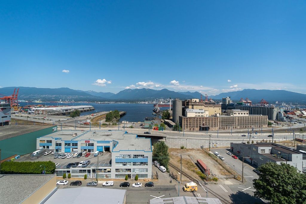 listing image 1102782341263932588