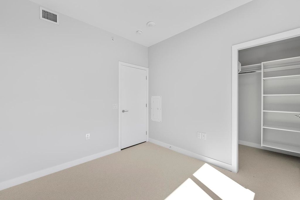 listing image 1107259523730748831