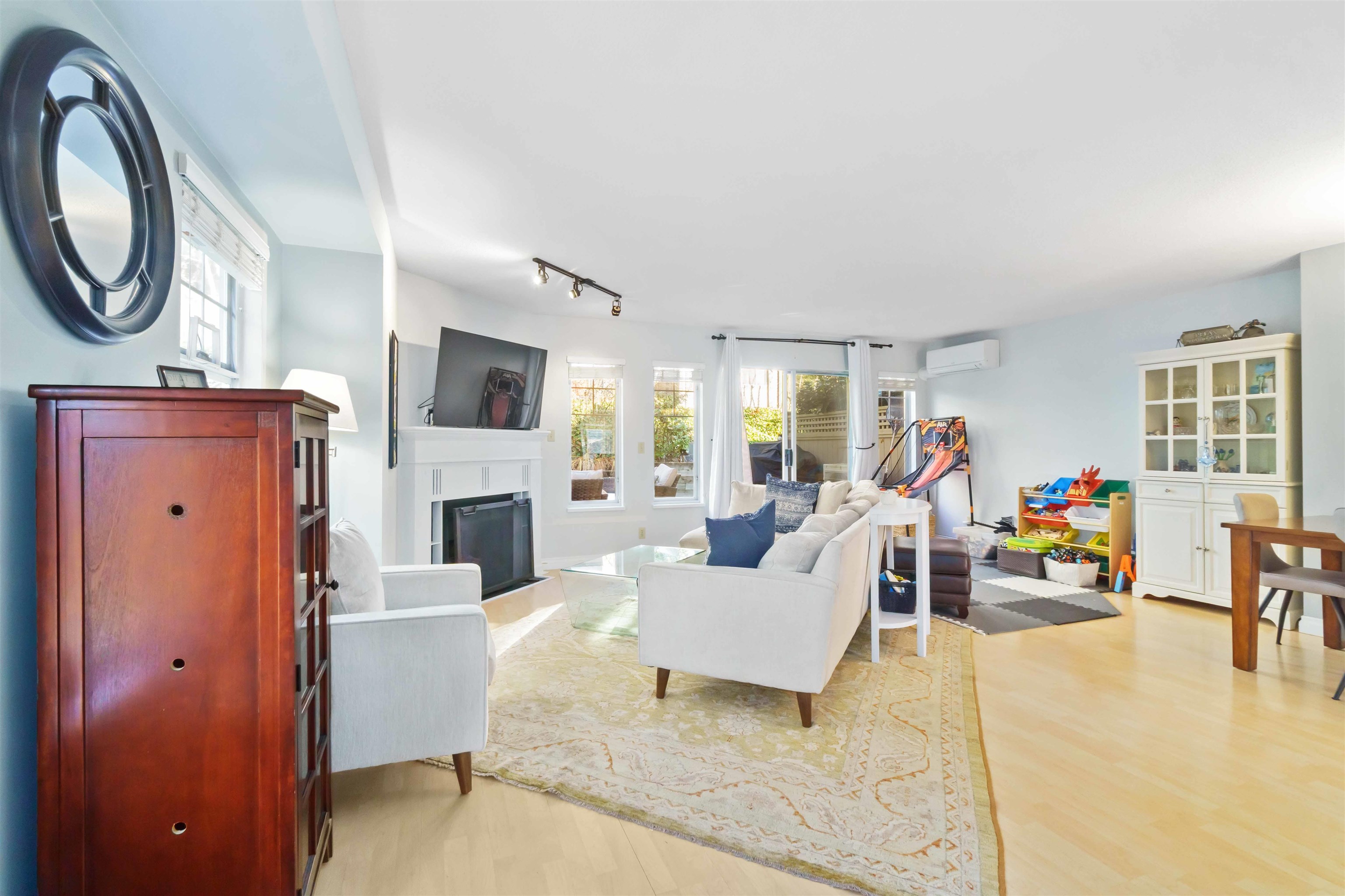 795 Noons Creek Drive 16