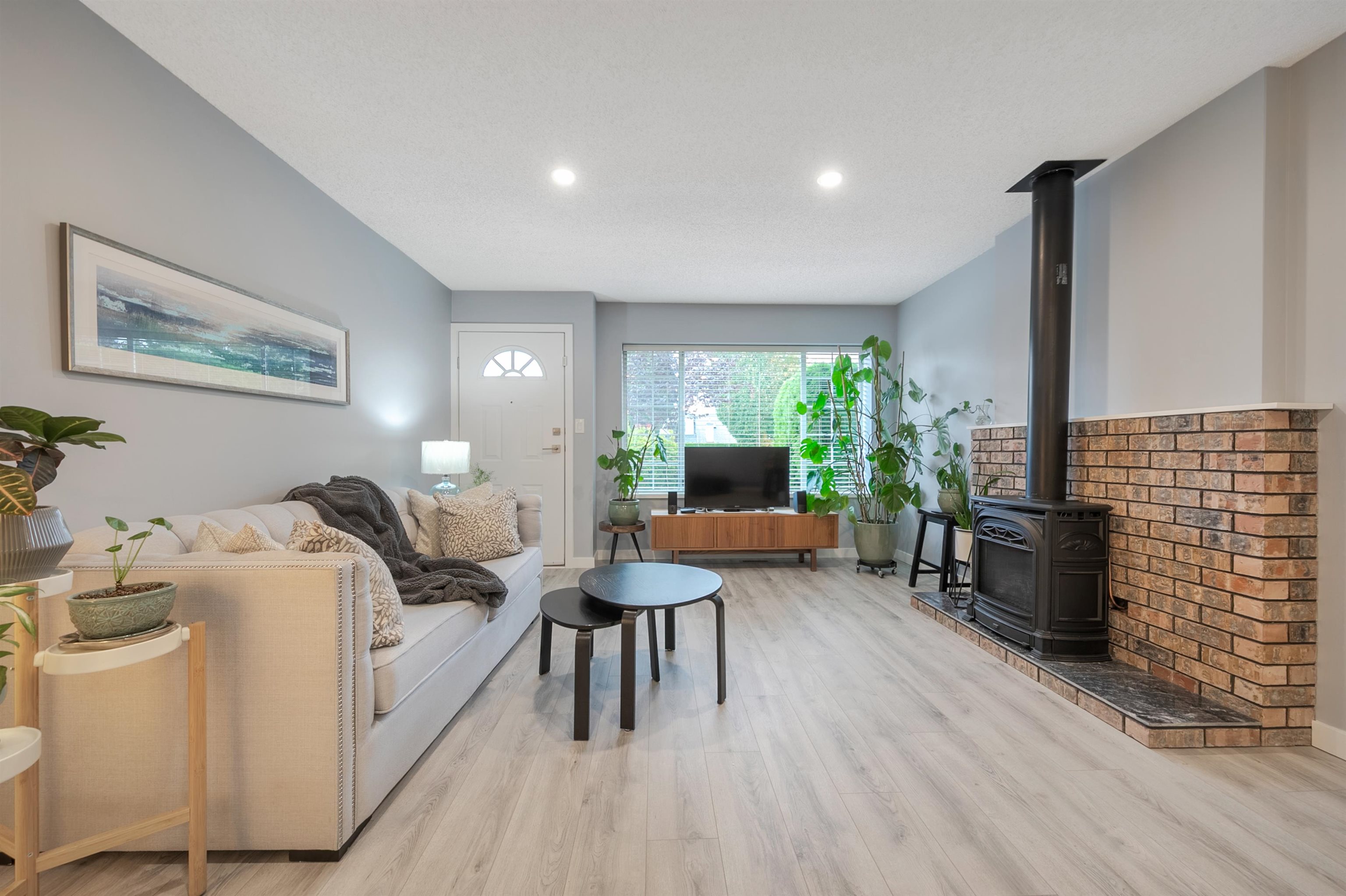 19249 Hammond Road 13