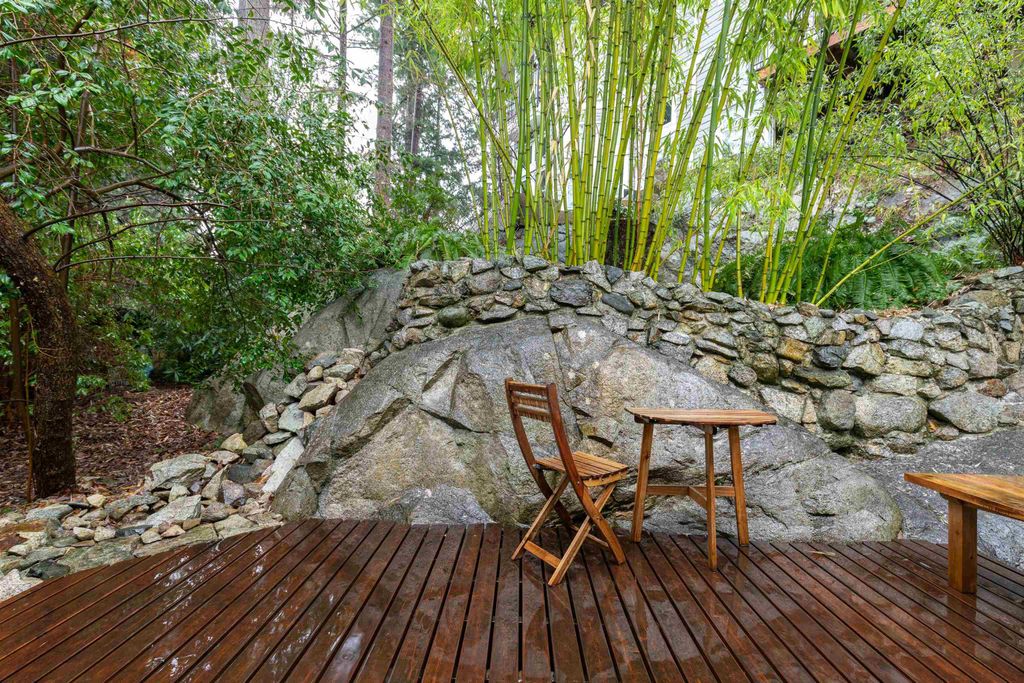 listing image 1109645060896293929