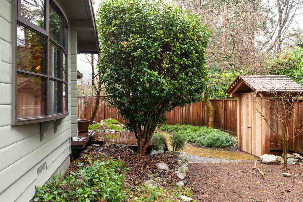 listing image 1107051475834491338