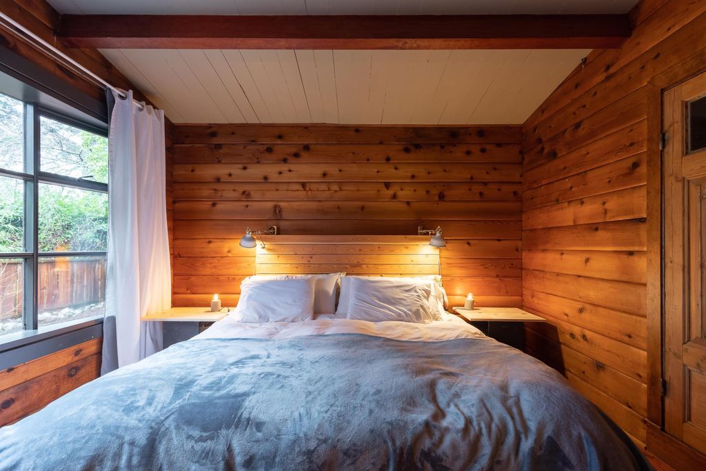 listing image 1109508051747524490