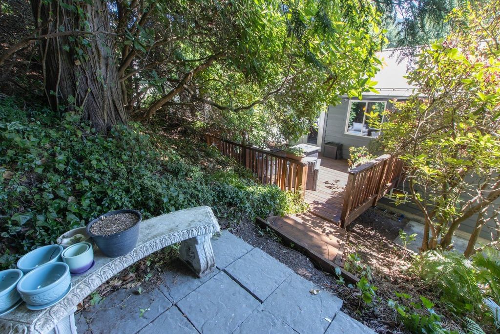 listing image 1104956219197391855