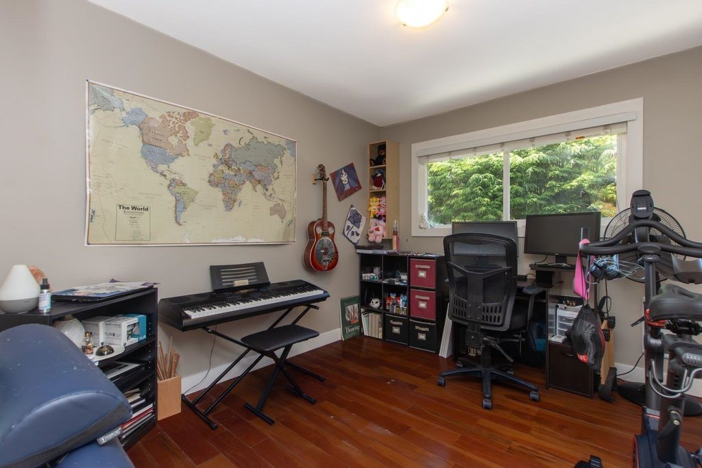 listing image 1109261977800446648