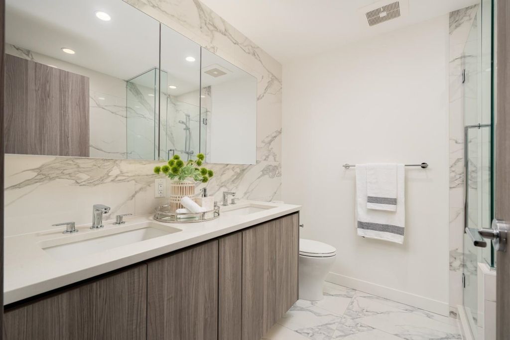listing image 1104076194948273617