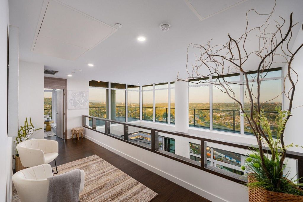 listing image 1104509958306944515