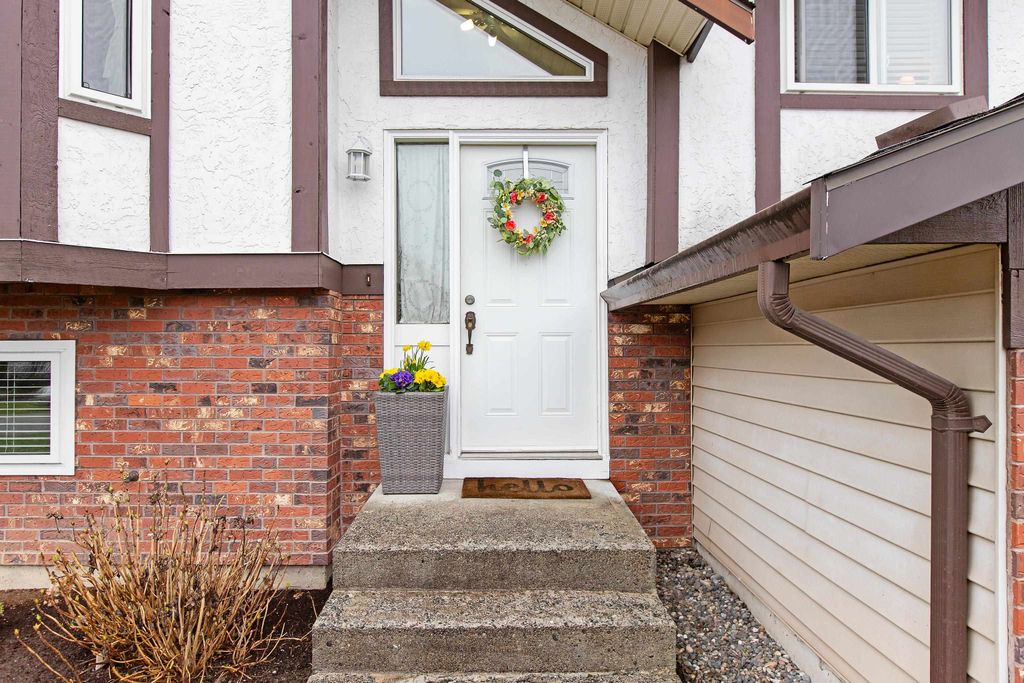 listing image 1102061187123080972