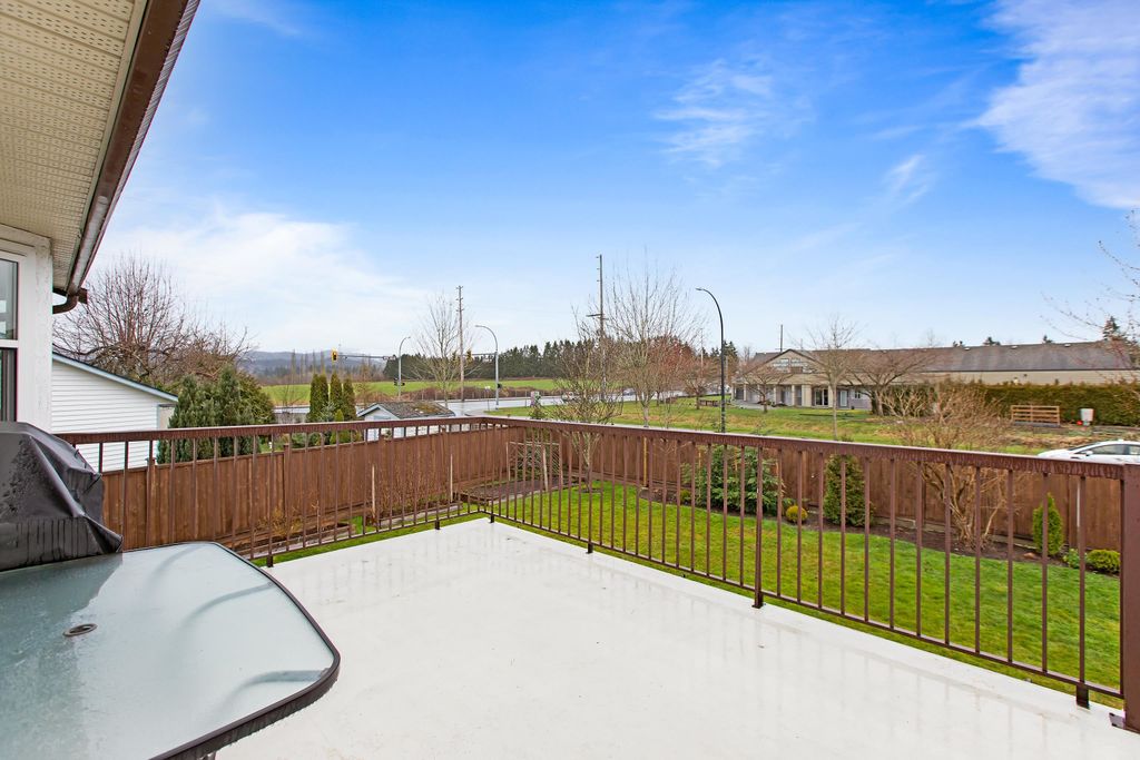 listing image 1109262401779635929