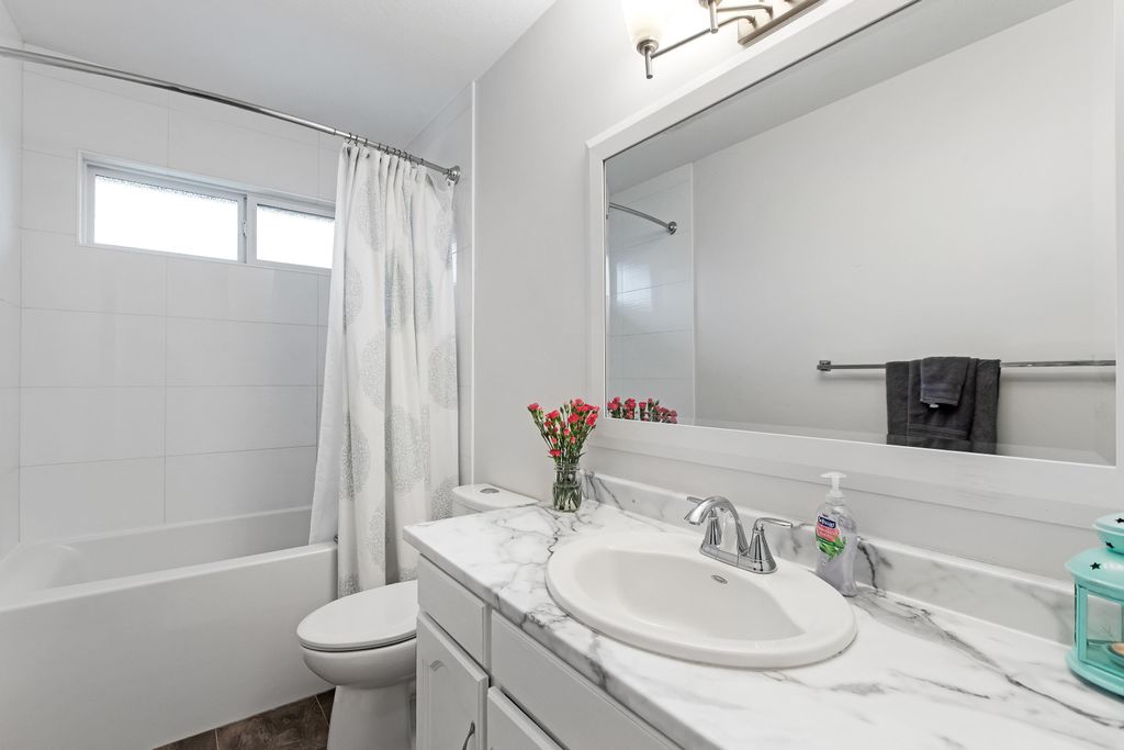 listing image 1105407318167577614