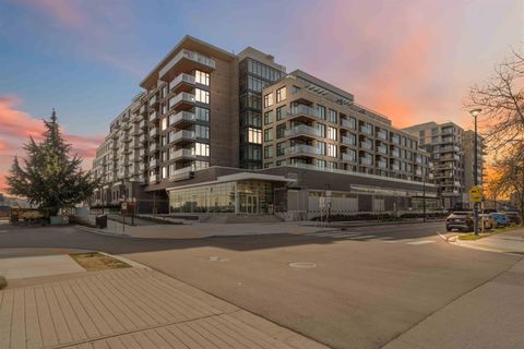 755 Harbourside Drive TH 109 North Vancouver BC V7P 0G1