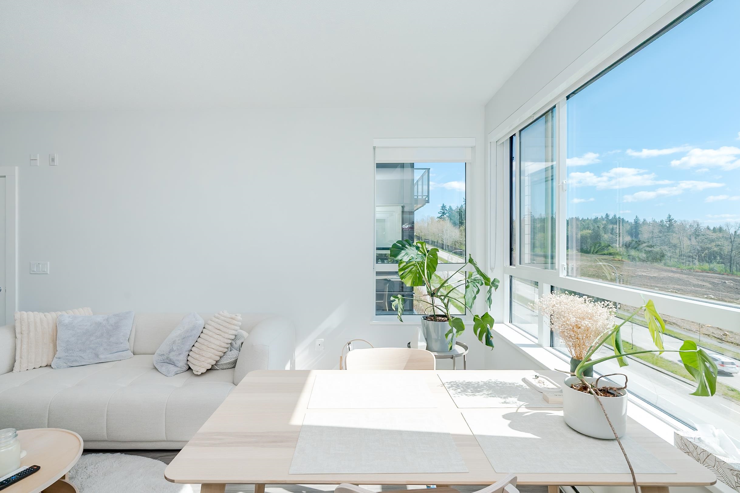 6438 Byrnepark Drive 416