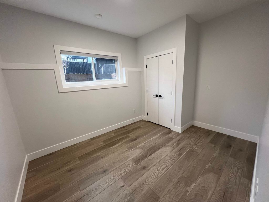 listing image 1103845975872280870