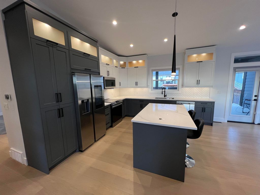 listing image 1107760695044602388