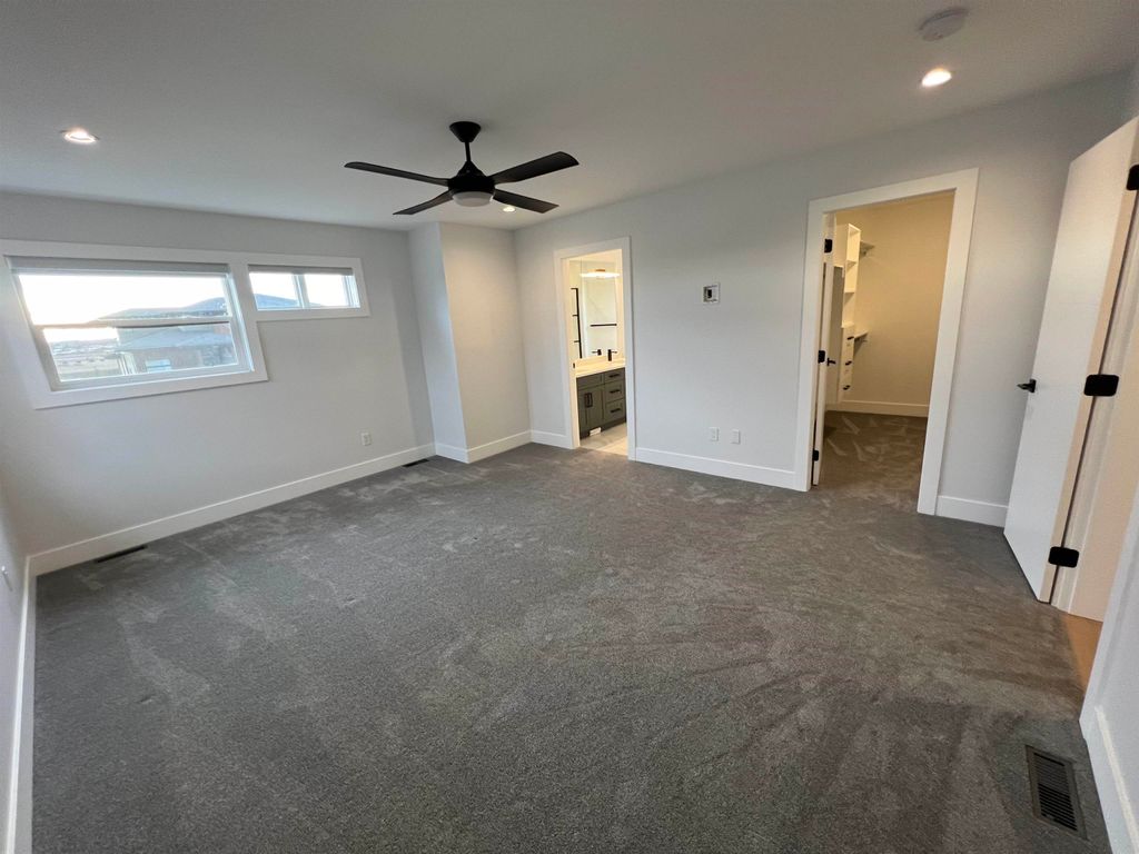 listing image 1101829021749911255