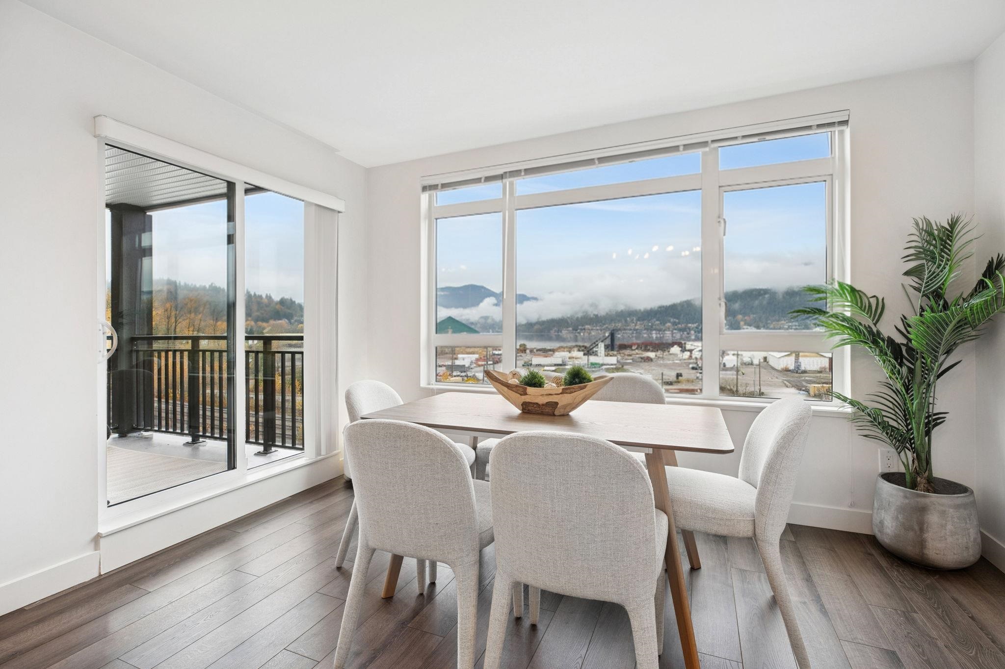 2525 Clarke Street 412