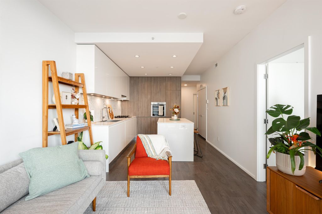 listing image 1109804484202182682