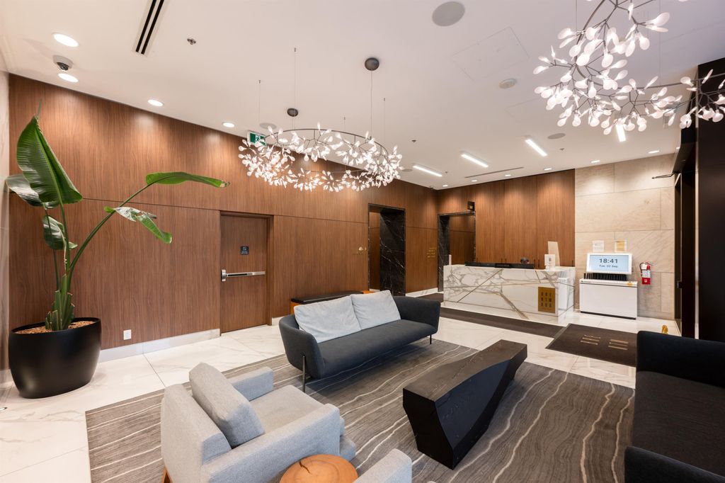 listing image 1106706640758157188
