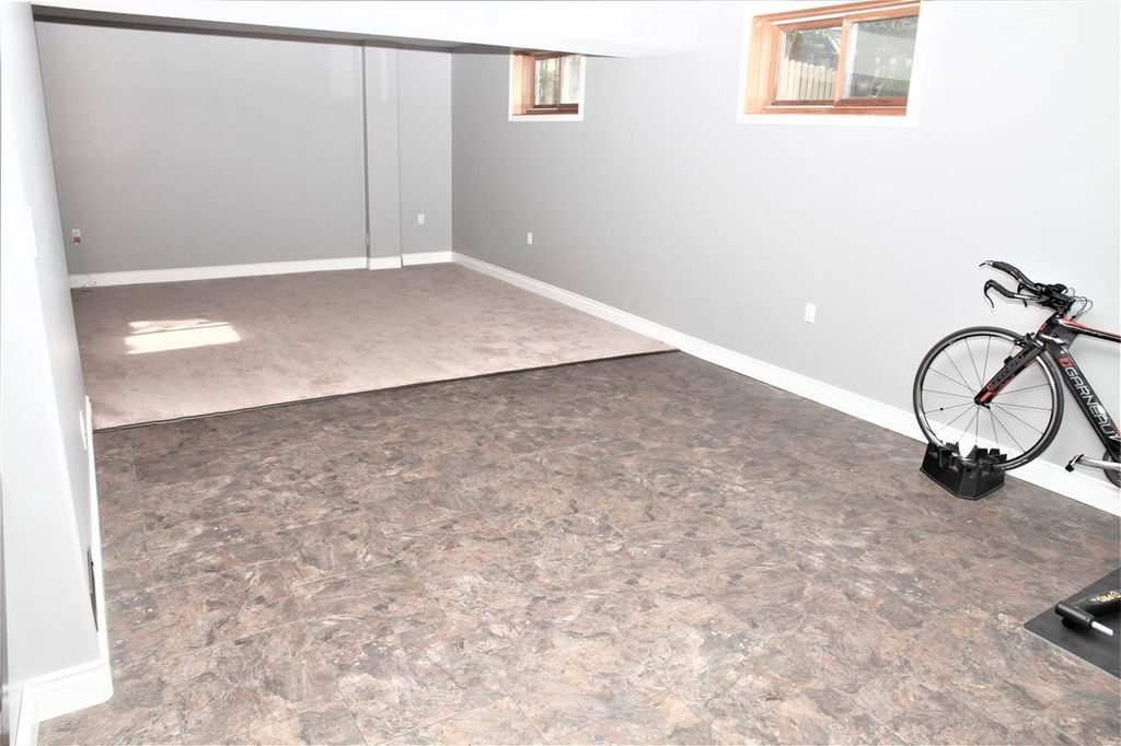 listing image 1103890189839658509