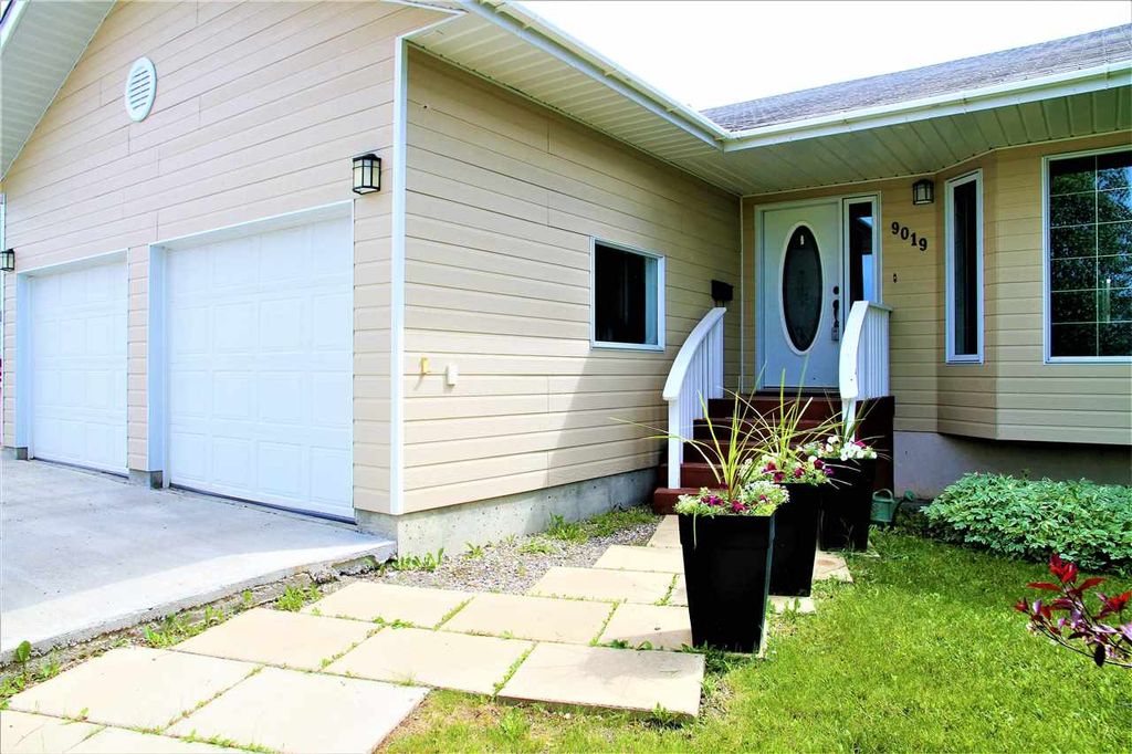 listing image 1105954006892957946