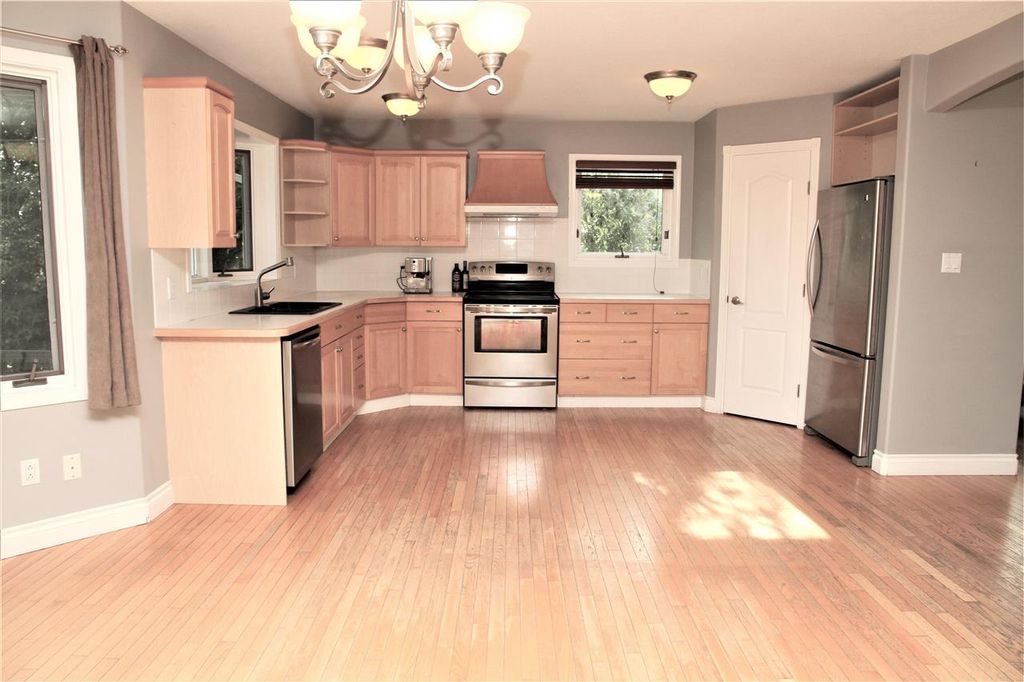 listing image 1109775177729825234