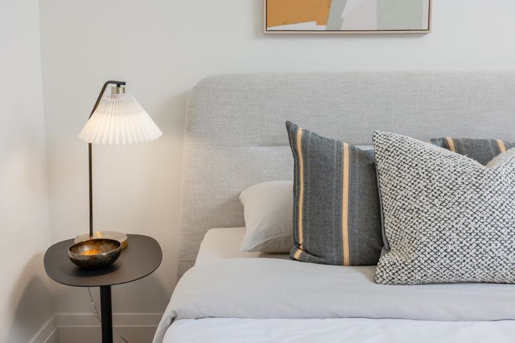 listing image 1104761307469163616