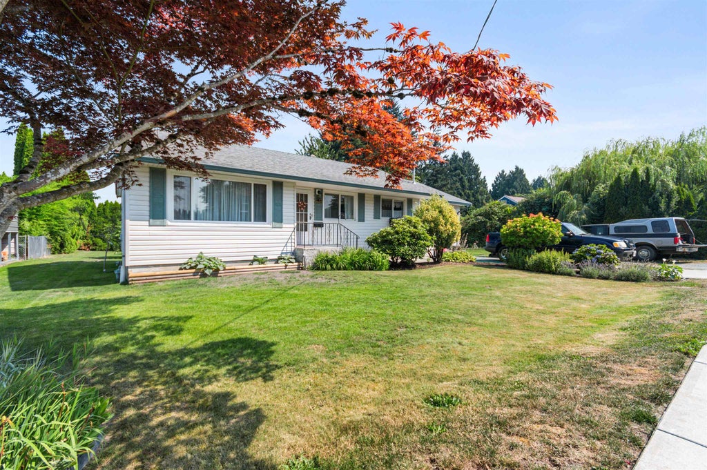 Photo of 46439 Strathcona Road, Chilliwack, BC V2P 3T1 (MLS # R3149472)