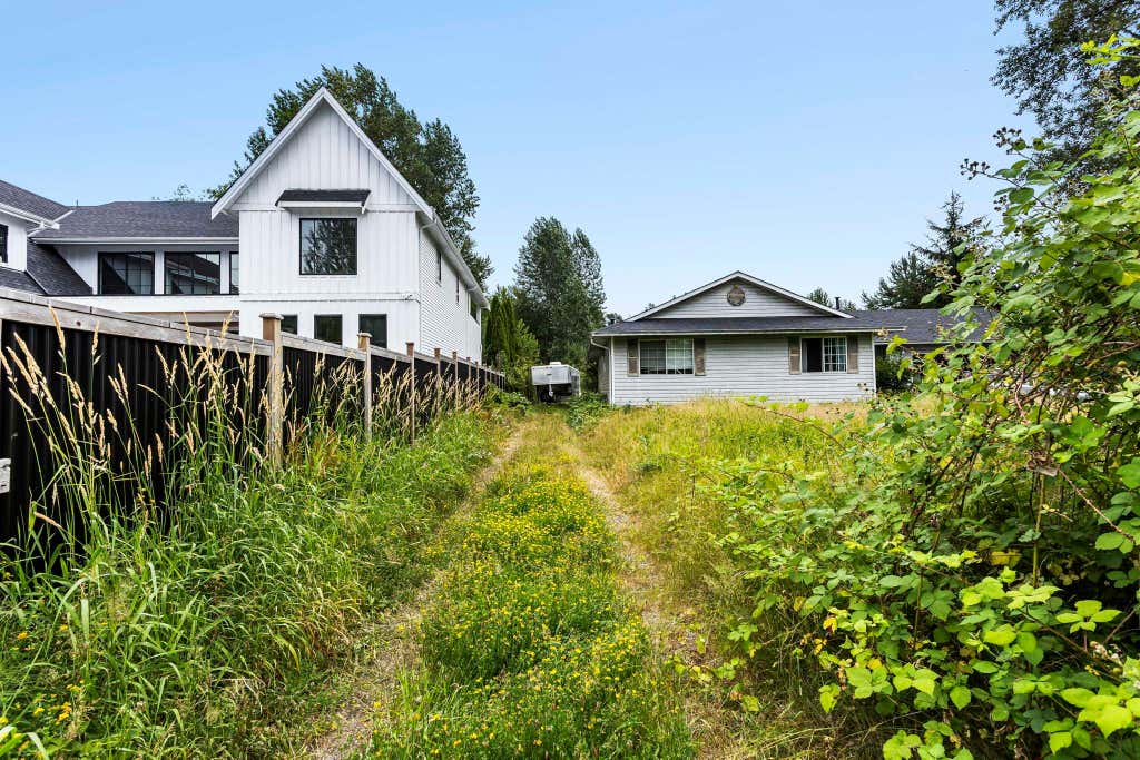 Photo of 13432 224 Street, Maple Ridge, BC V4R 2P6 (MLS # R3143772)