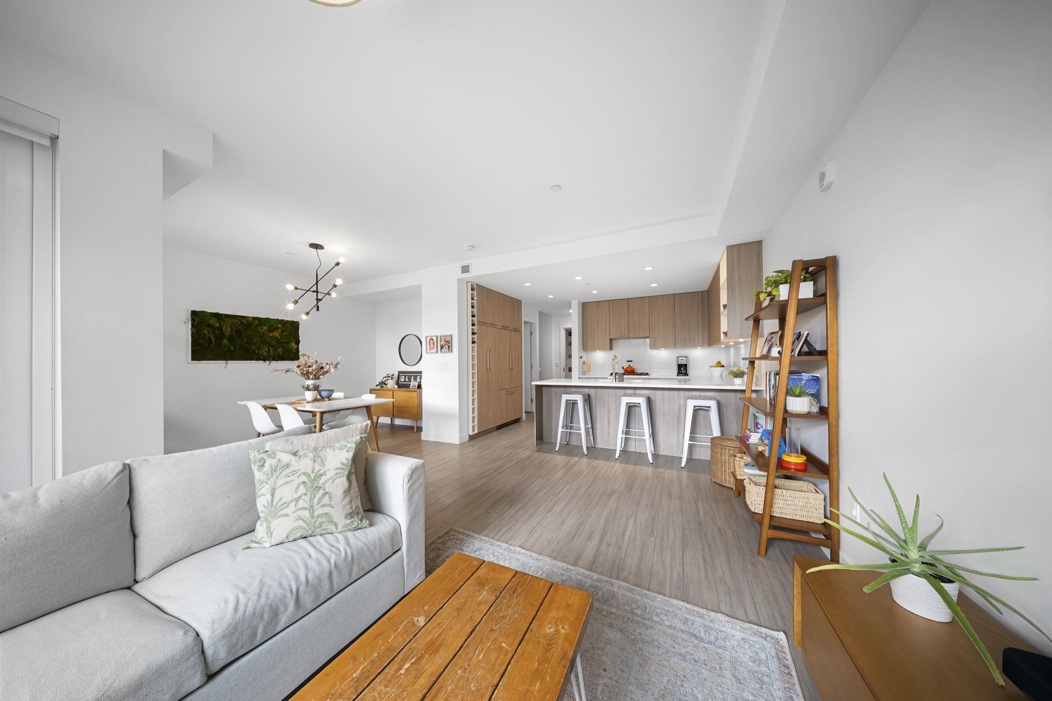 707 E 3rd Street 110