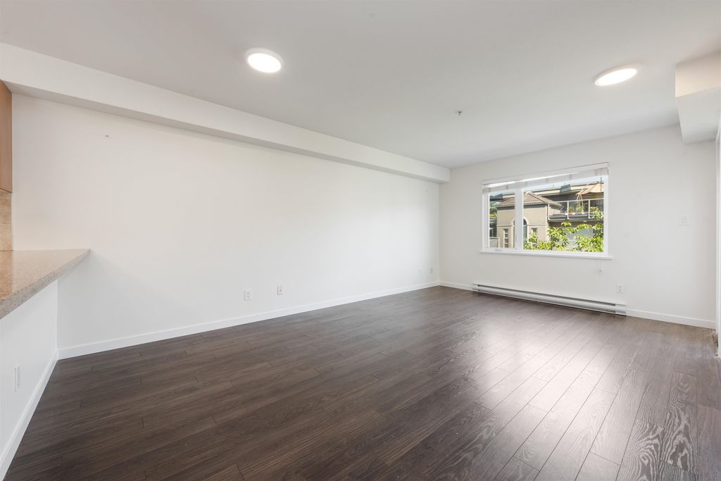 listing image 1109908613268655822