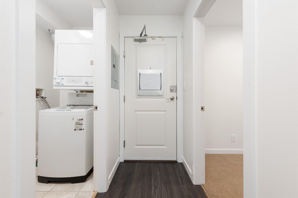 listing image 1107050103532897558