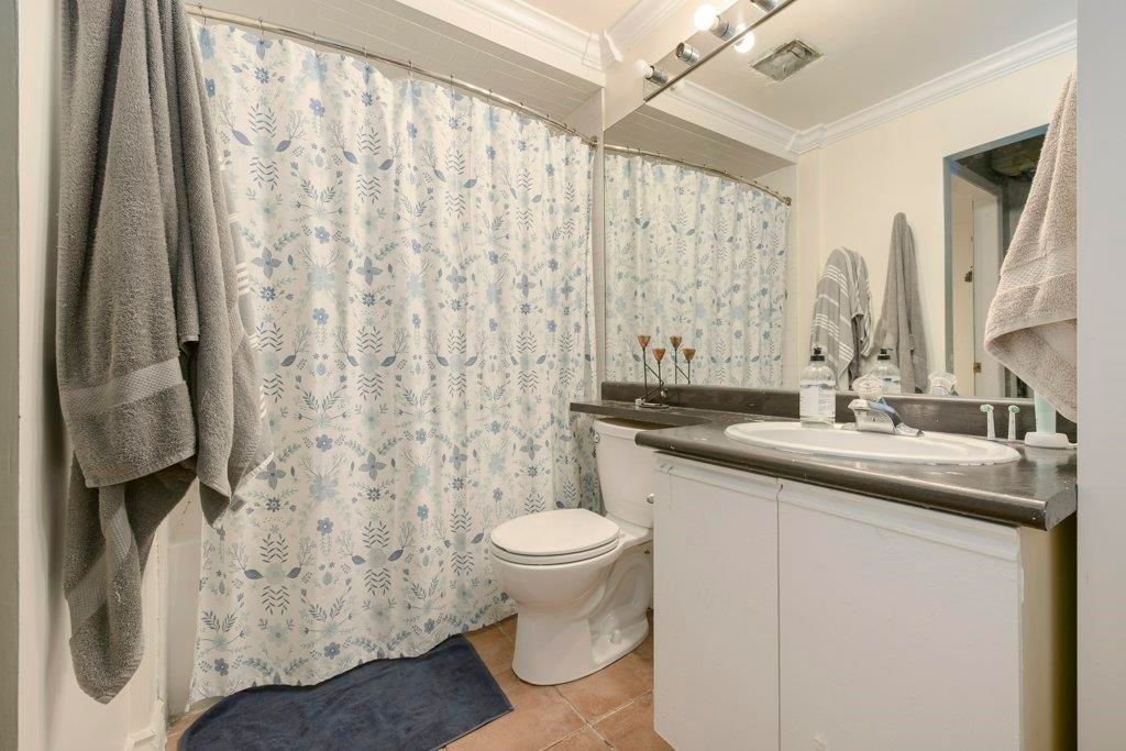 listing image 1103009912846959602