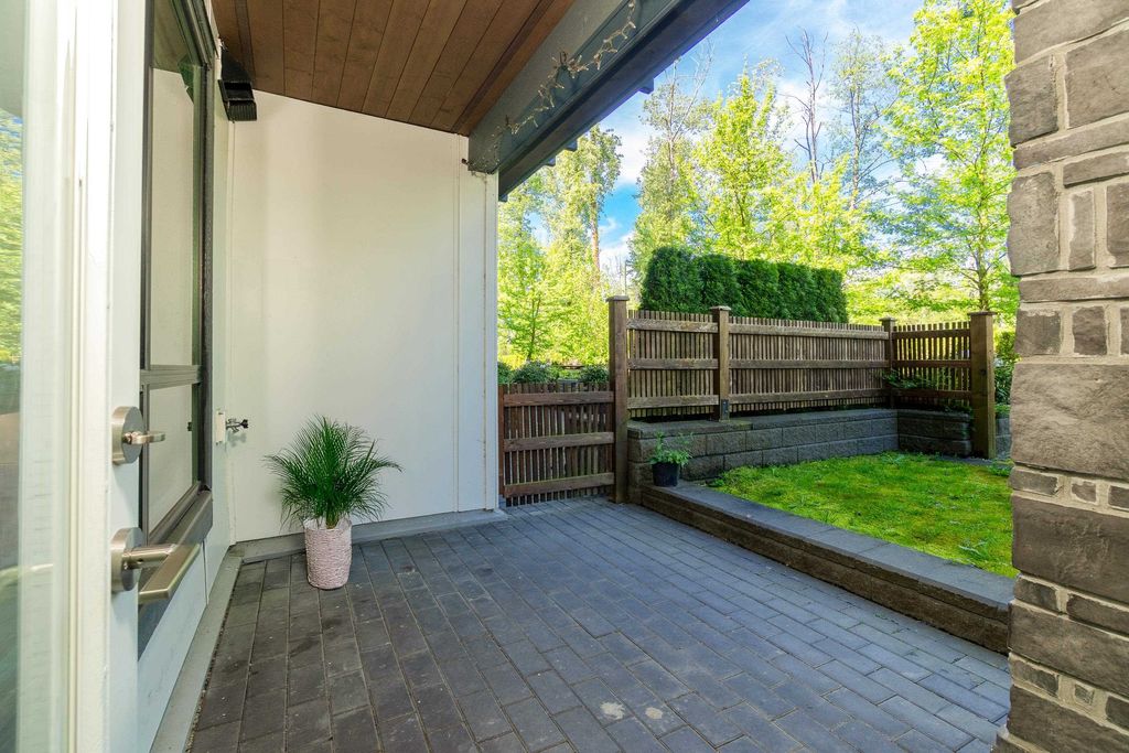 listing image 1108074155065165177