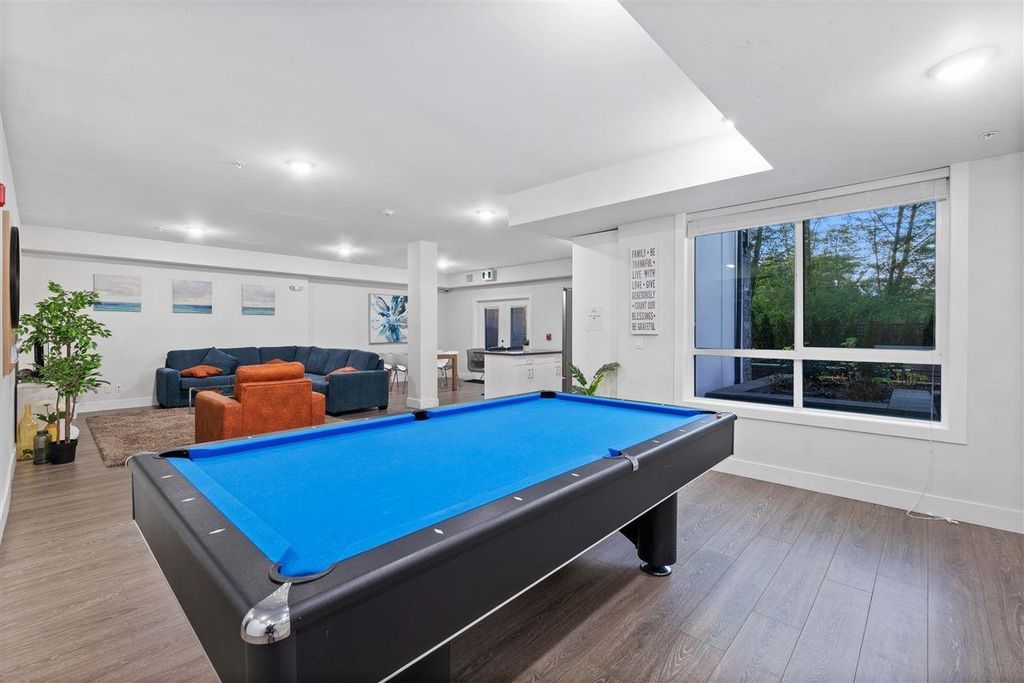 listing image 1103887233649321200