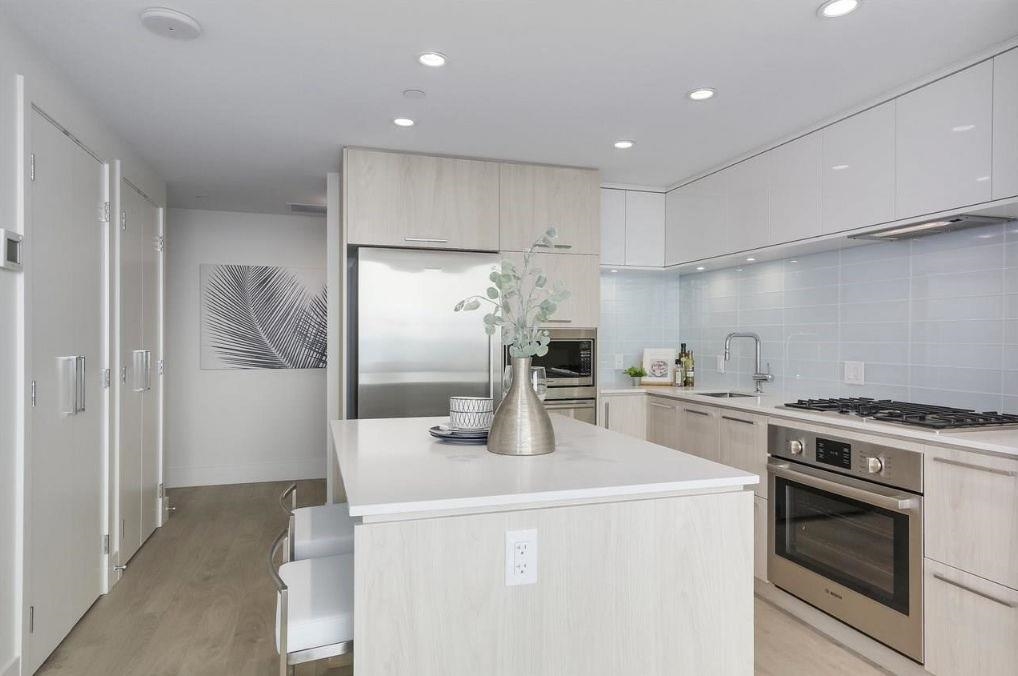 680 Seylynn Crescent 1804