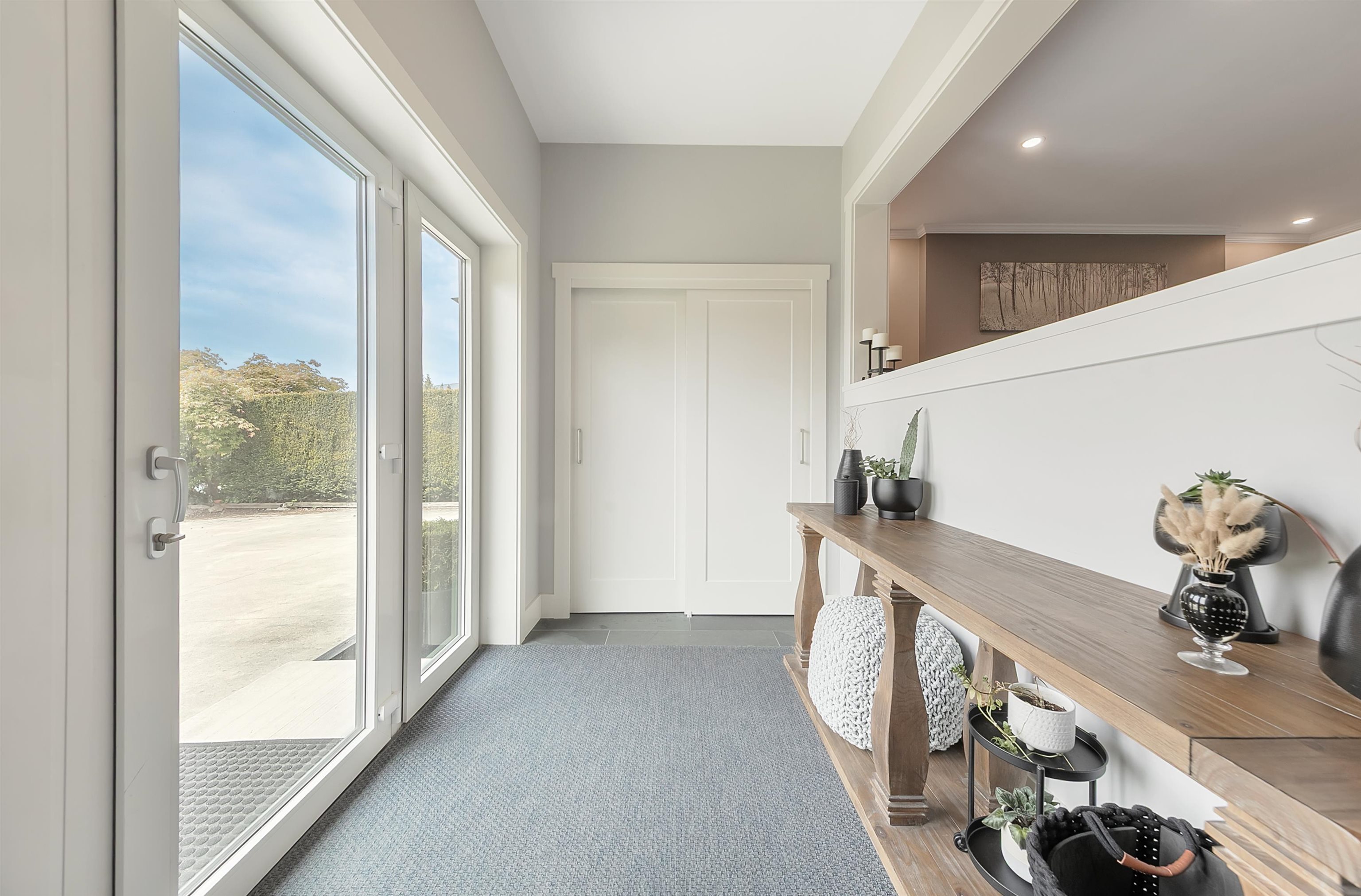 4106 Canterbury Crescent