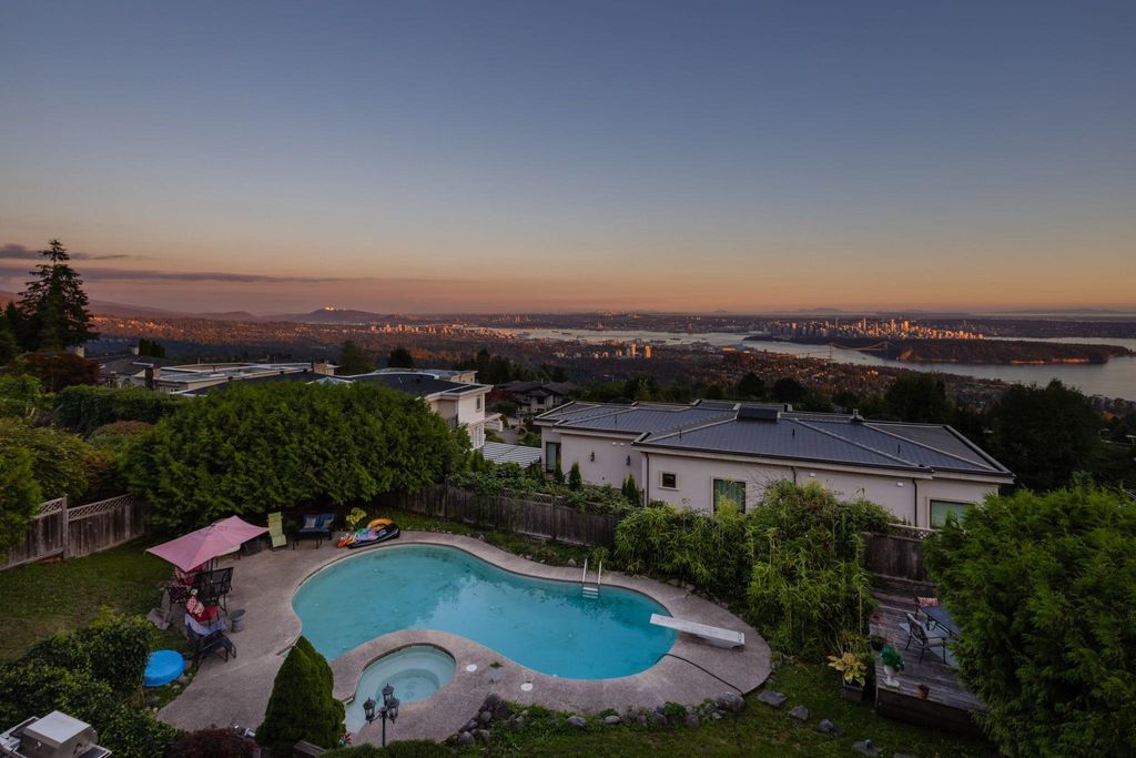 listing image 1101053531824671732