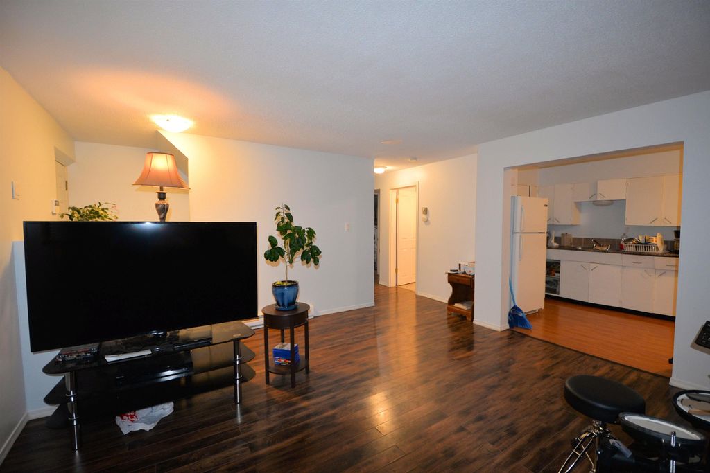 listing image 1100117214007399557
