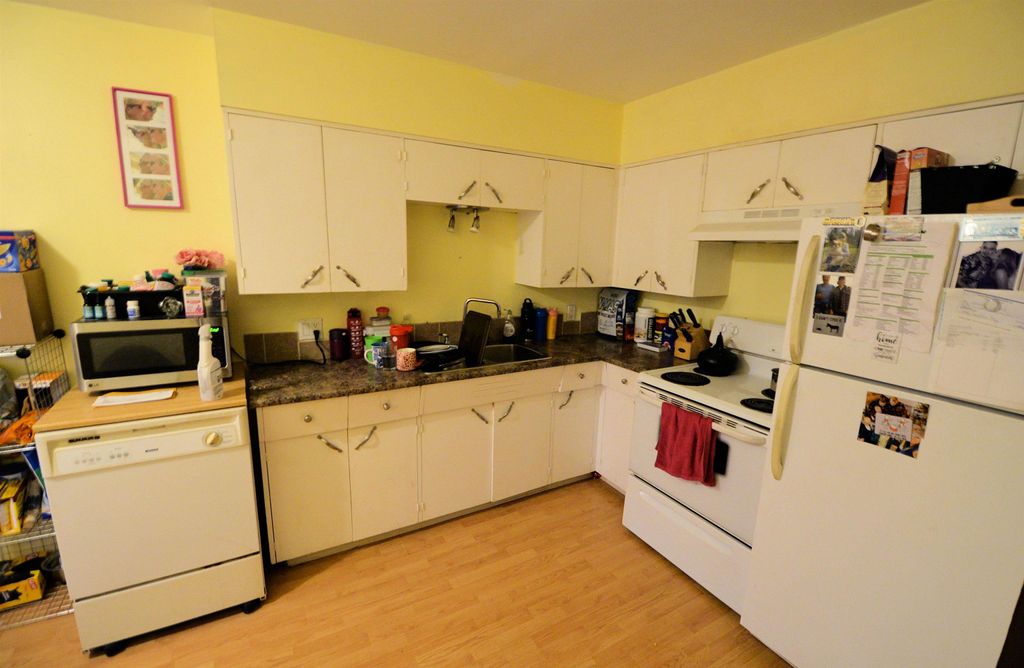 listing image 1107536025388927750