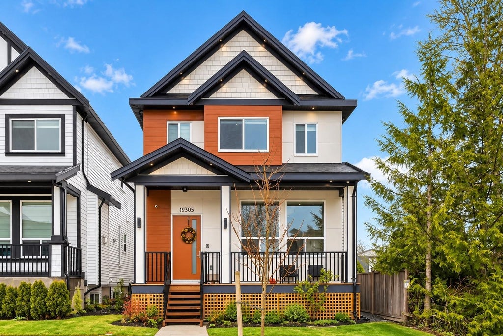 Photo of 19305 71 Avenue, Surrey, BC V4N 1N2 (MLS # R3173433)