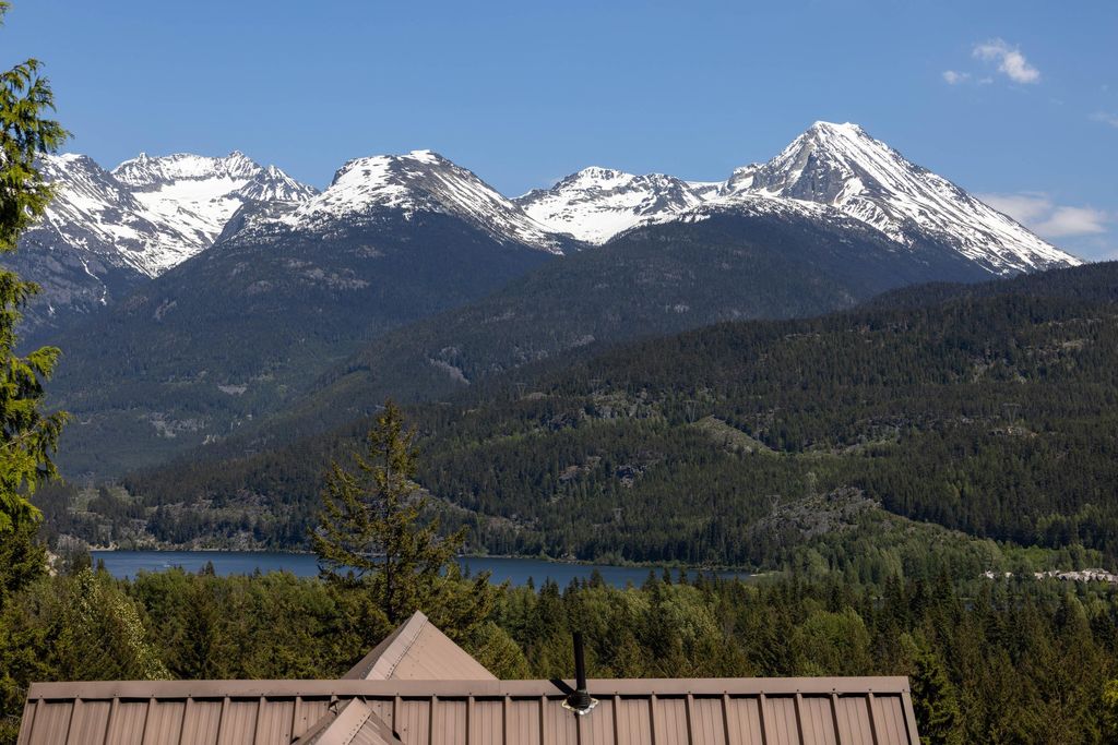 listing image 1104199834463305248