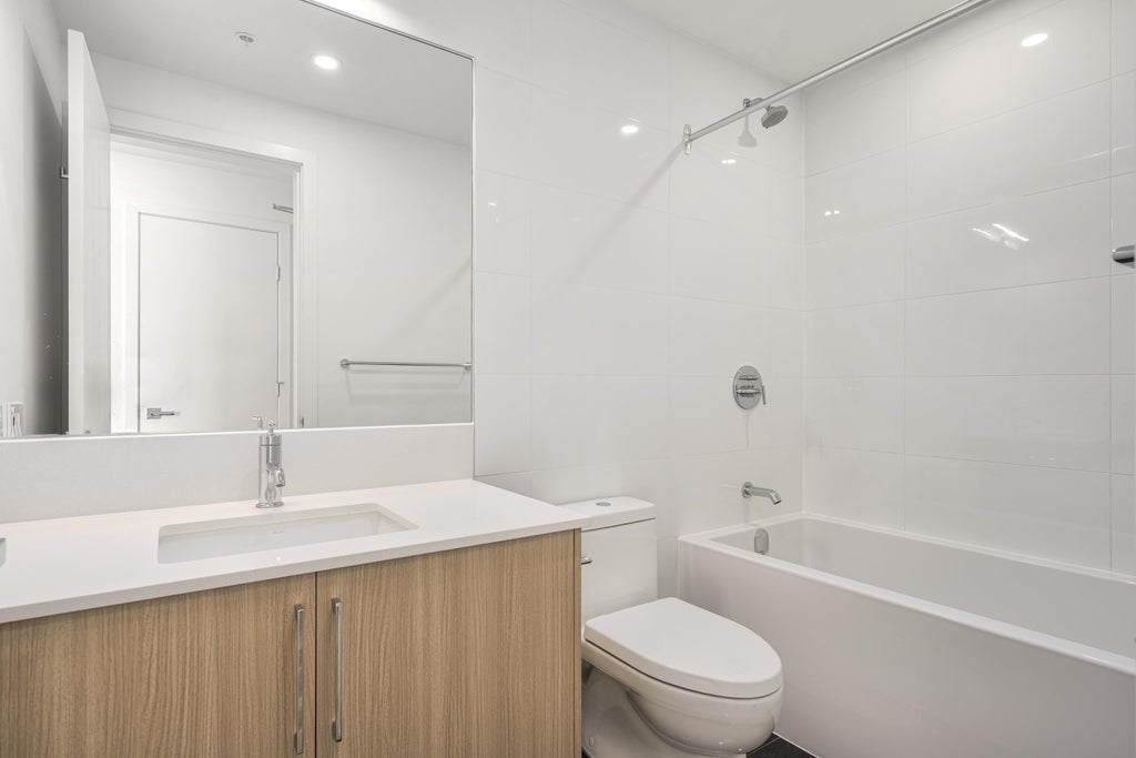 Photo of 9675 King George Boulevard #2801, Surrey, BC V3T 0T7 (MLS # R3157811)