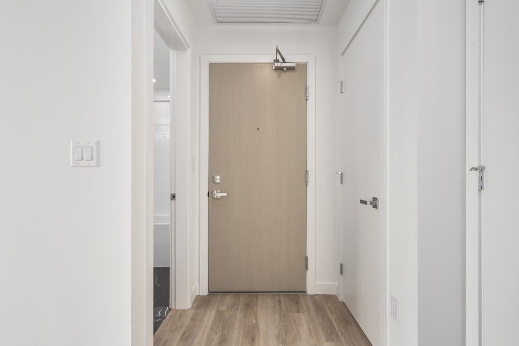 Photo of 9675 King George Boulevard #2801, Surrey, BC V3T 0T7 (MLS # R3157811)