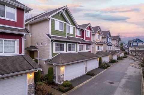 1108 Riverside Close 6 Port Coquitlam BC V3B 8C2