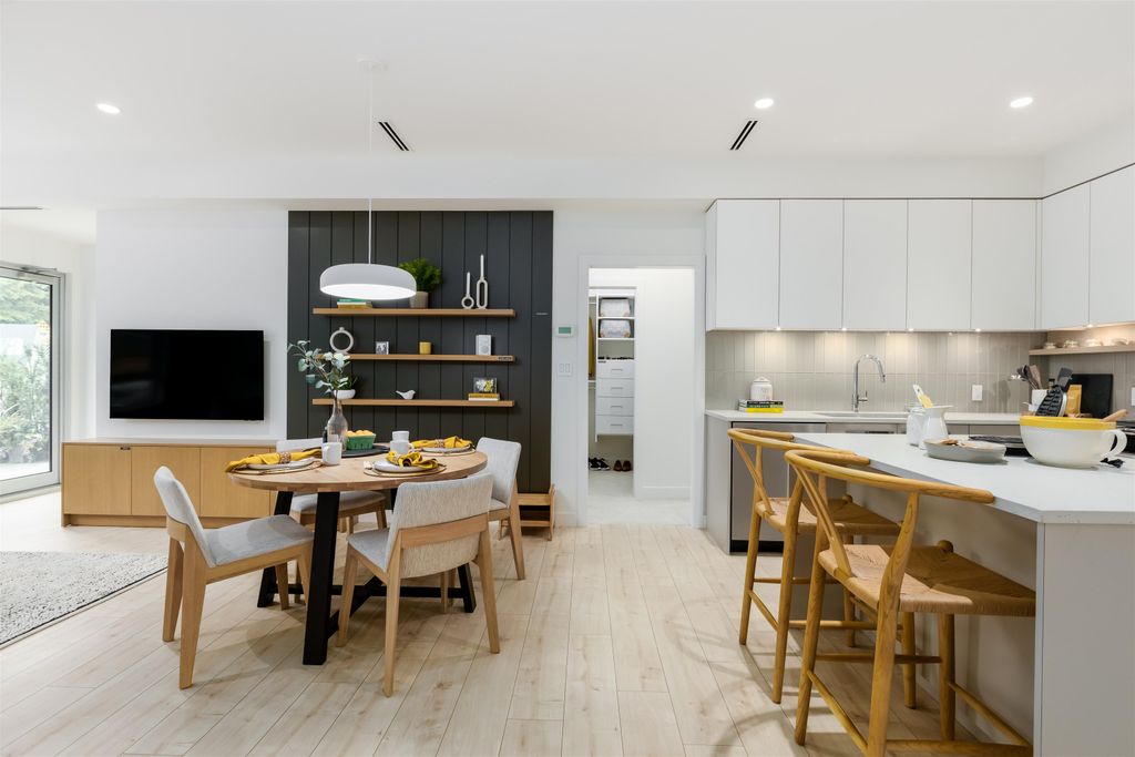 listing image 1107098219281851289