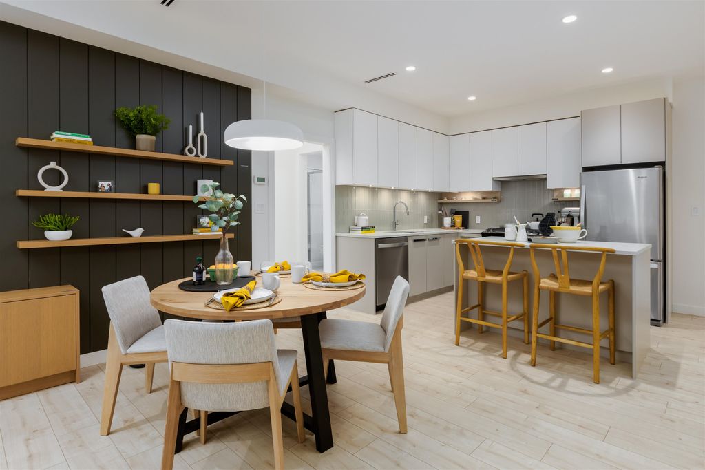 listing image 1109583799913817508